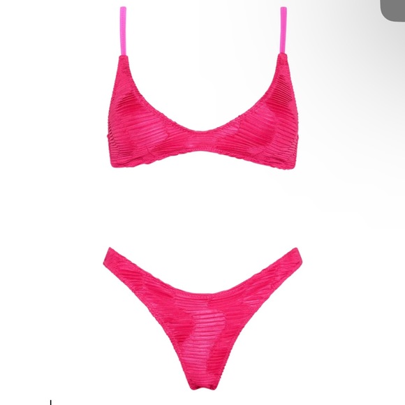 Pink size small Triangl bikini set - Picture 1 of 2